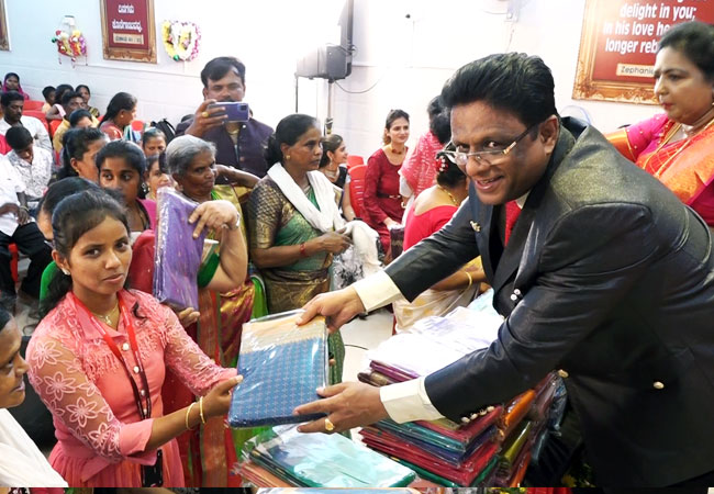 Grace Ministry Celebrates Christmas 2022 with grandeur at Prayer Centre in Valachil, Mangalore on Dec 16, Friday 2020. People from different parts of Karnataka joined the Christmas prayer service in thanking Lord Jesus Christ.